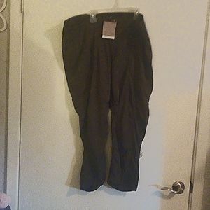 North Face Capri pants,Green,XXL,Brand new